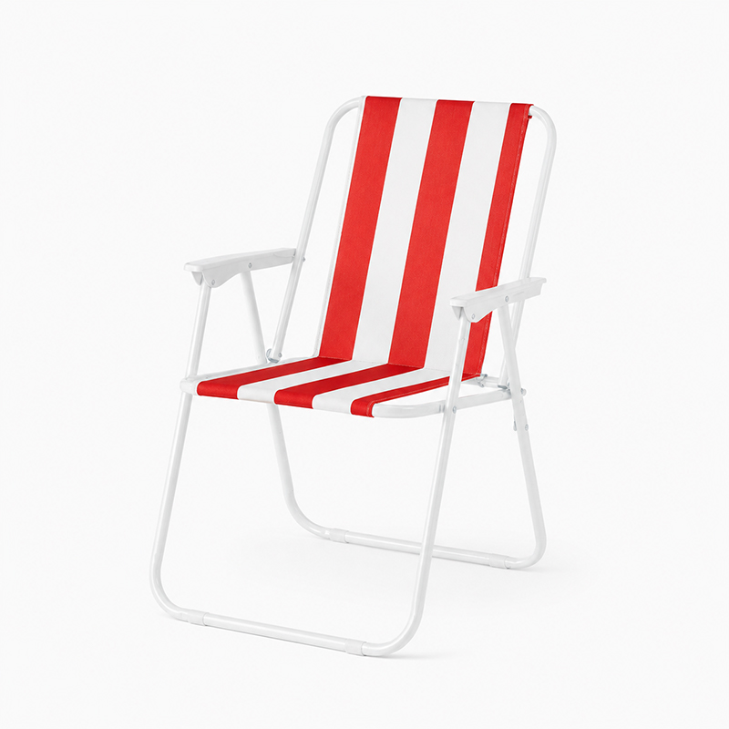 Silla de playa clásica de acero plegable a rayas con reposabrazos para espacios de ocio al aire libre
